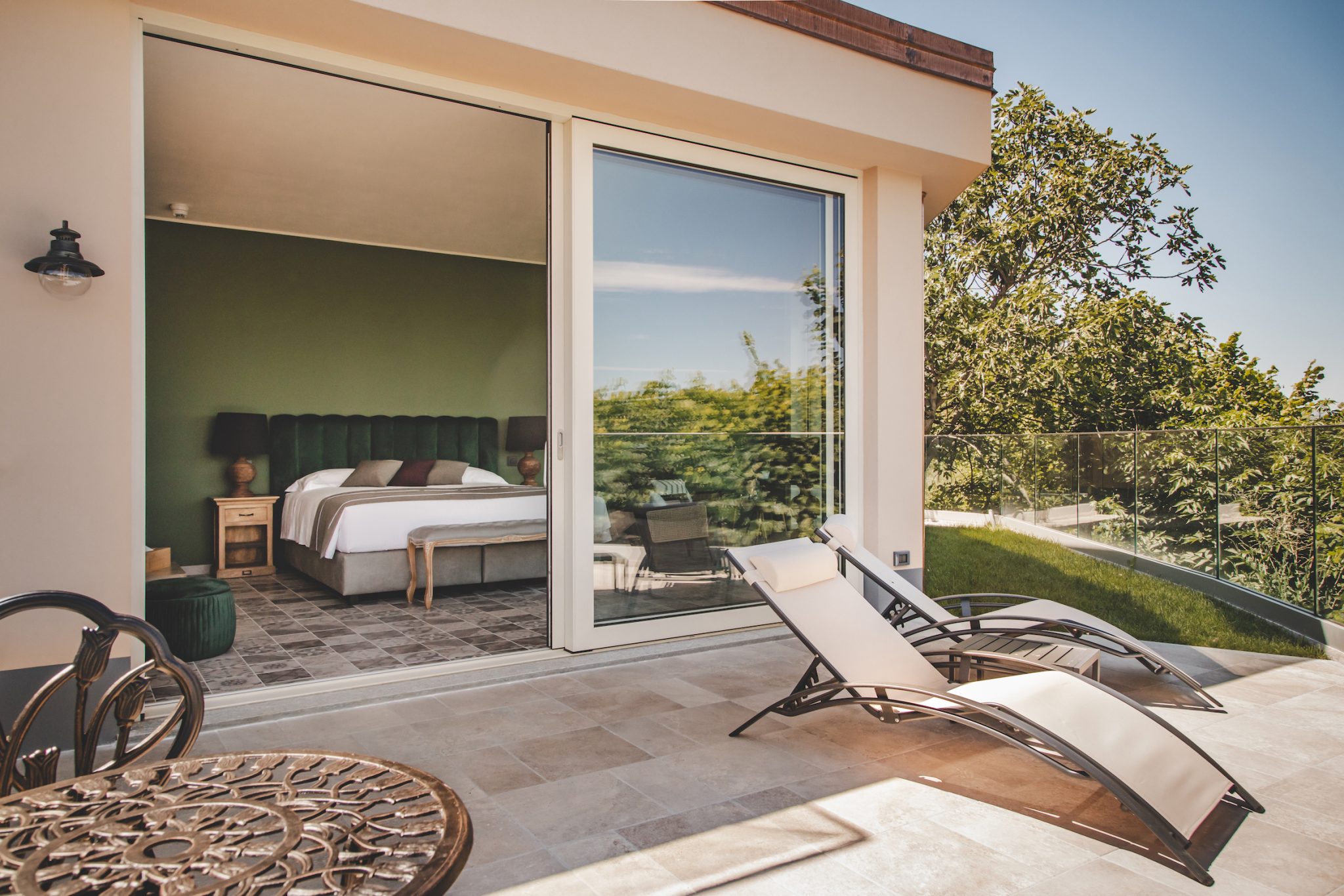 NOCCIOLA SUITE 1