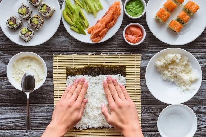preparazione sushi